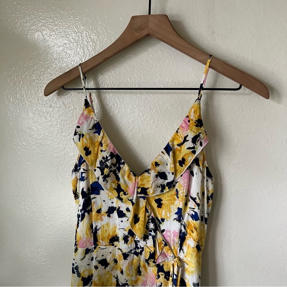Lulus | Berryessa Yellow Floral Print Sleeveless Maxi Dress - Picture 3 of 7
